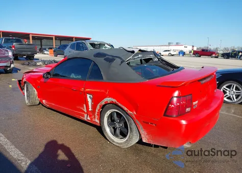 2001 Ford Mustang Gt z USA, uszkodzony, nr VIN 1FAFP45X31F115506